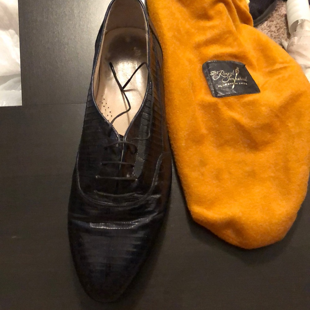 Men’s dress shoes